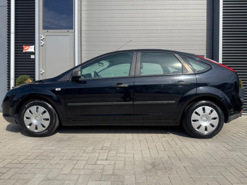 Ford Focus 1.6-16v champion/129.409 nap/apk vol jaar/airco/trekhaak