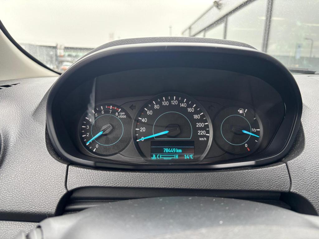 Ford KA ka+ 1.2 85pk black & white, stoelverwarming, voorruitverwarming, se