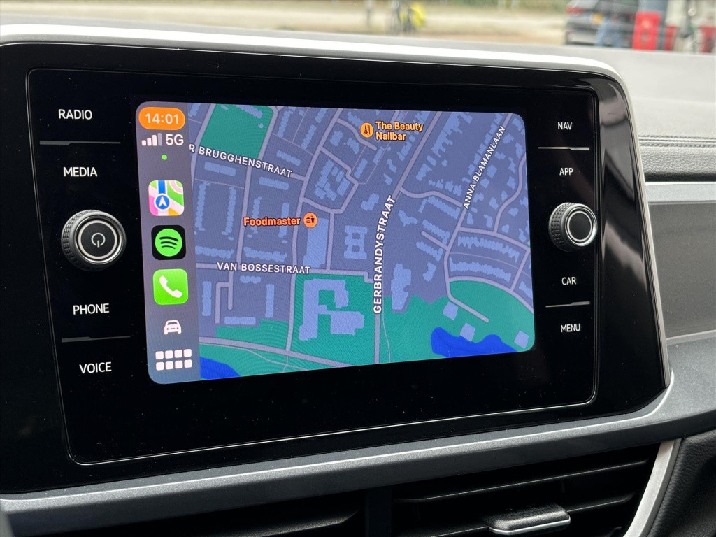 Volkswagen T-roc 1.5 tsi 150pk 7-dsg| carplay| camera| climate |virtual coc