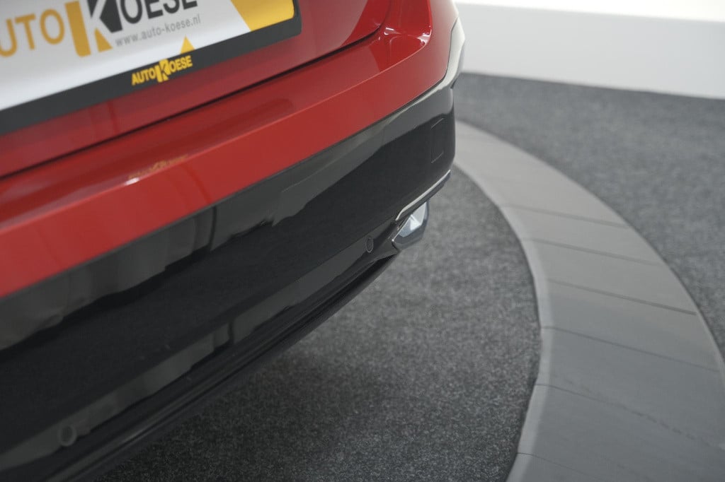 Peugeot 308 sw 1.6 plug-in hybrid 225 gt | focal audio | 360 camera | adapt