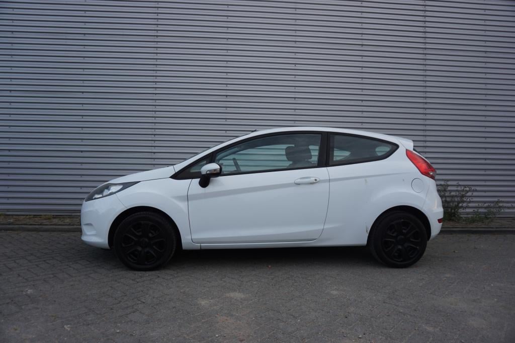 Ford Fiesta 1.25 limited airco / elektr. ramen / carplay / nap