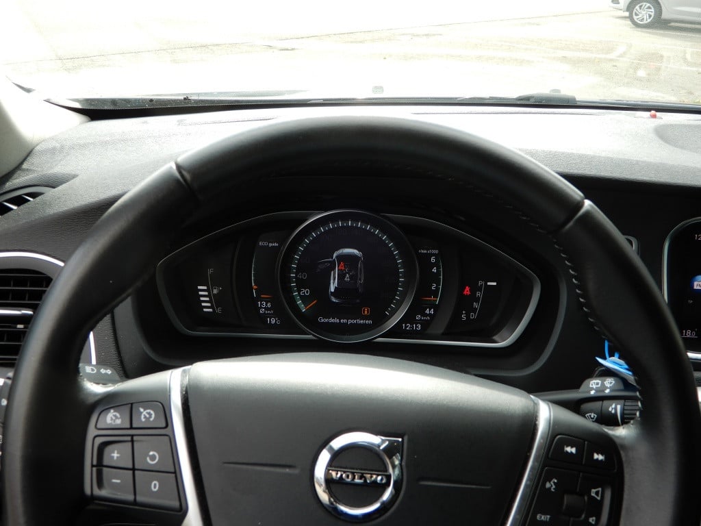 Volvo V40 cross country 1.5 t3 nordic+ | nl auto | lage km stand | dealer o