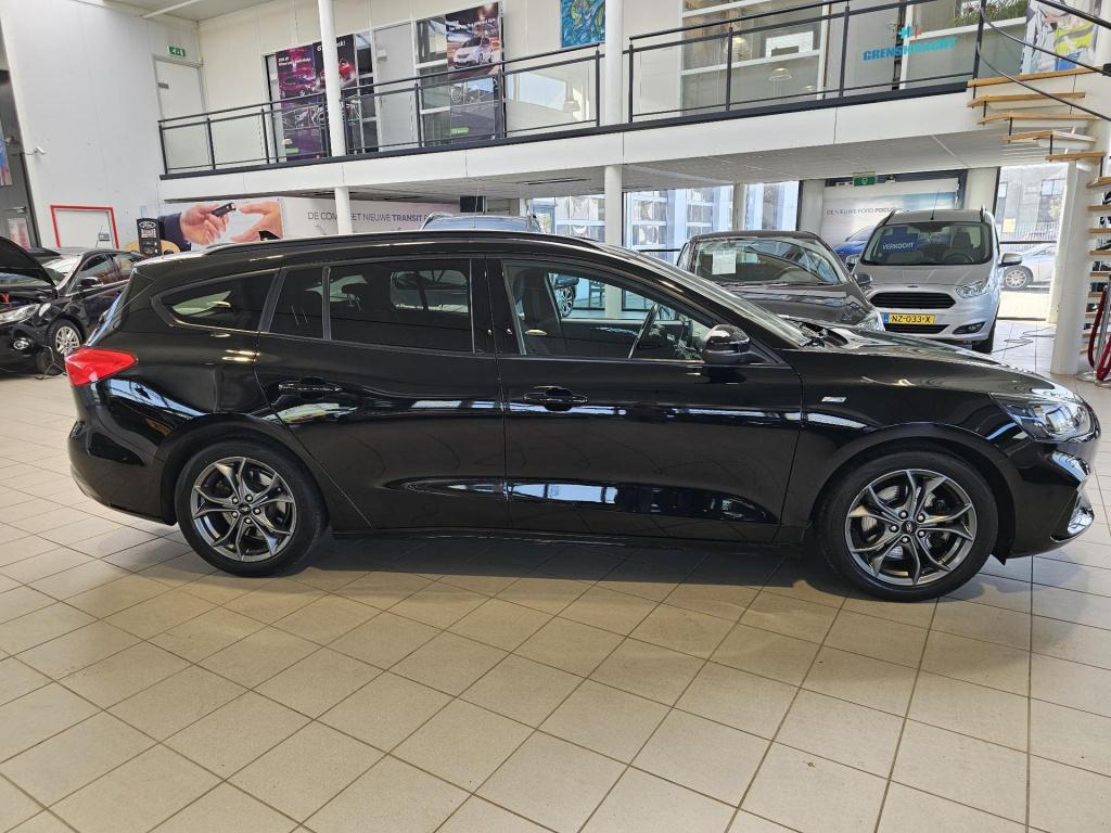 Ford Focus wagon 1.0 ecoboost st-line automaat