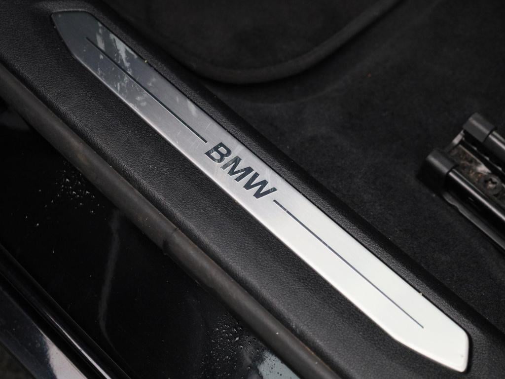 BMW 1 Serie 118i business edition | automaat | apple carplay / android auto