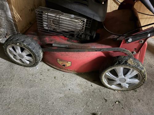 Briggs en stratton grasmaaier benzine