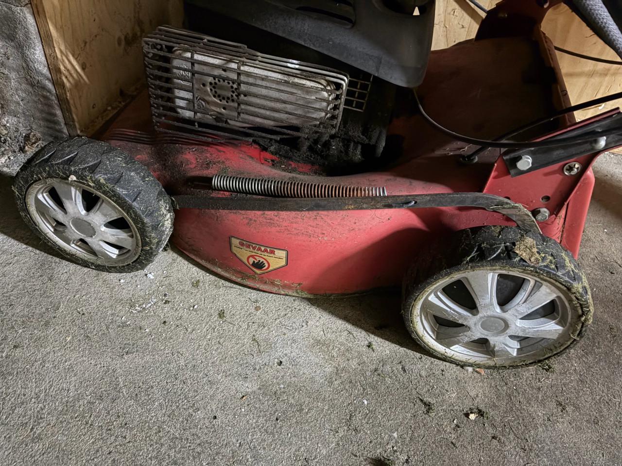 Briggs en stratton grasmaaier benzine