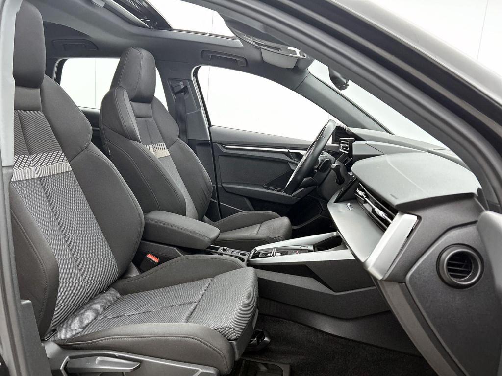 Audi A3 sportback 30 tfsi s edition | automaat | panoramadak | apple carpla