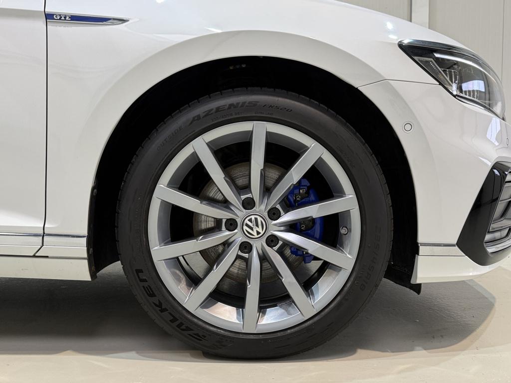 Volkswagen Passat variant 1.4 tsi phev gte 218pk | pano dak | head up | tre
