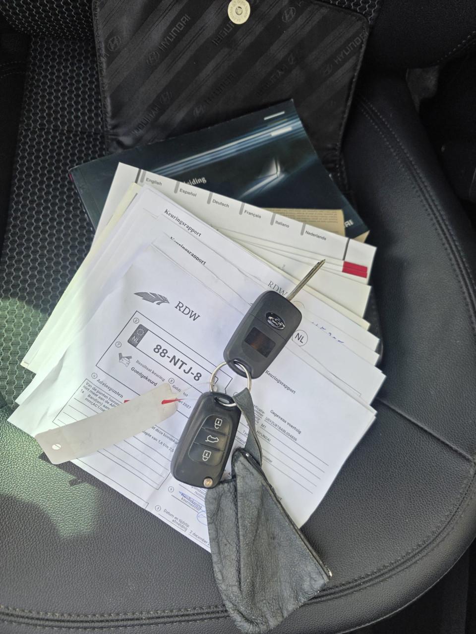TE KOOP HYUNDAI iX35 2.0i STYLE EURO 5 MET TREKHAAK