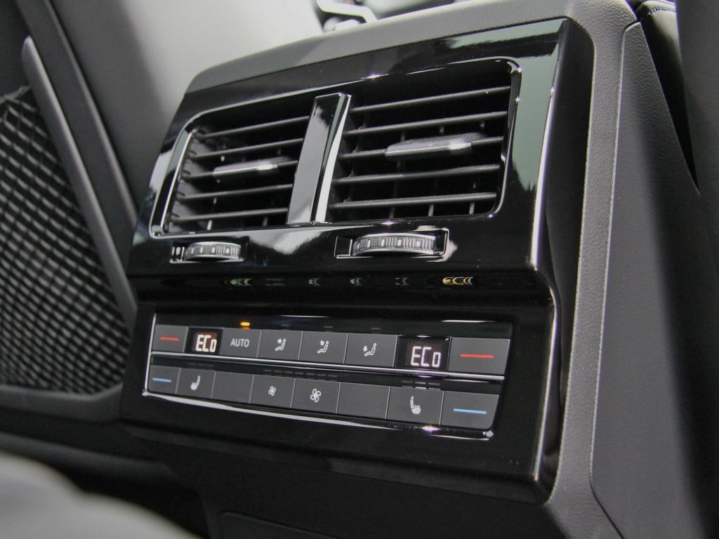 Volkswagen Touareg r 3.0 tsi ehybrid 462pk | full option