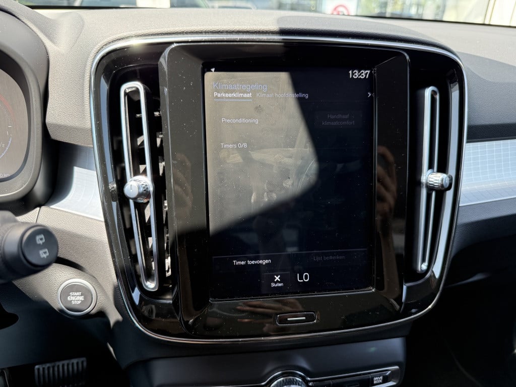 Volvo XC40 1.5 t5 te moment pro