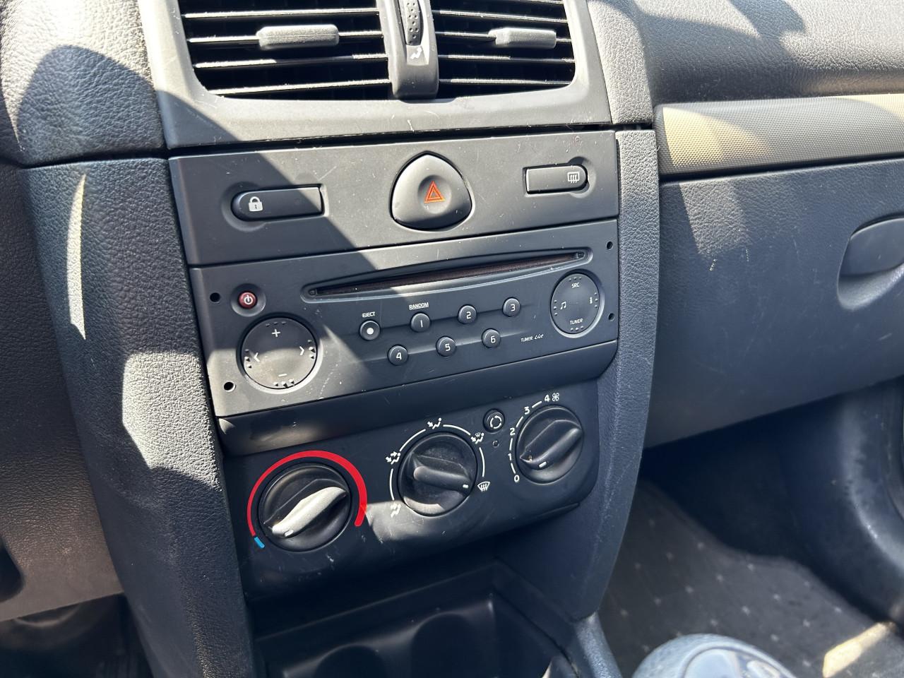 Renault Clio 1.2-16V Authentique Basis/NAP/APK/