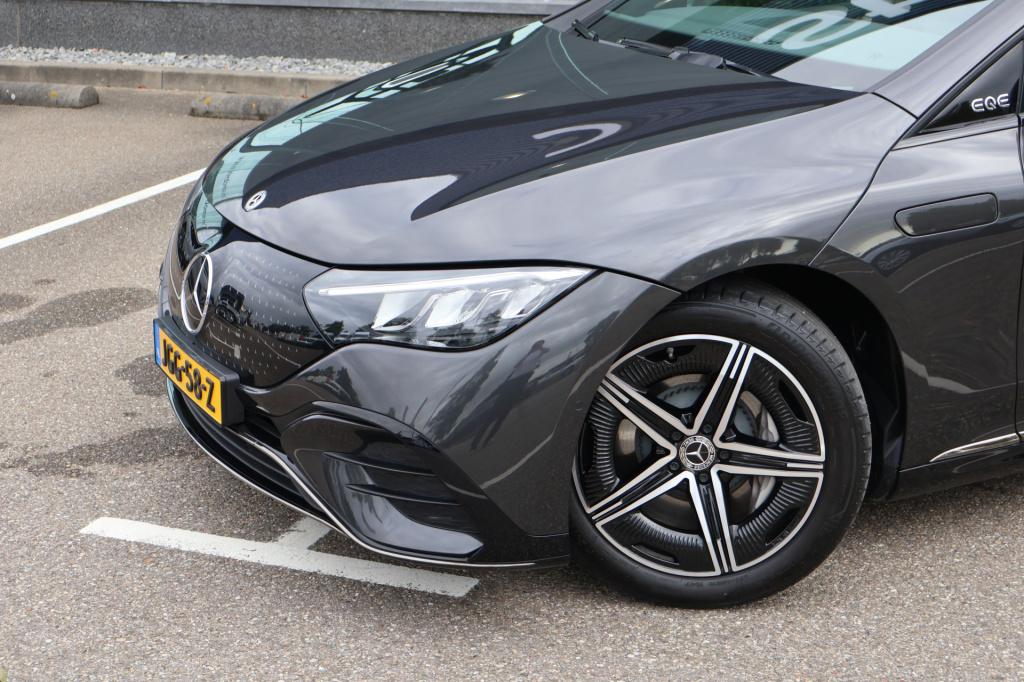 Mercedes-Benz Eqe 300 amg line 89 kwh i panoramadak i burmester i distronic