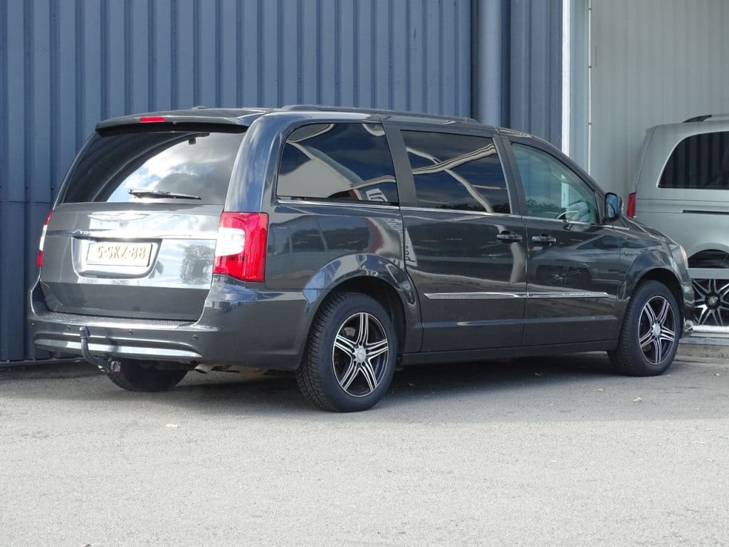 Chrysler Onbekend town & country 3.6 v6 stow 'n go | 7-zits
