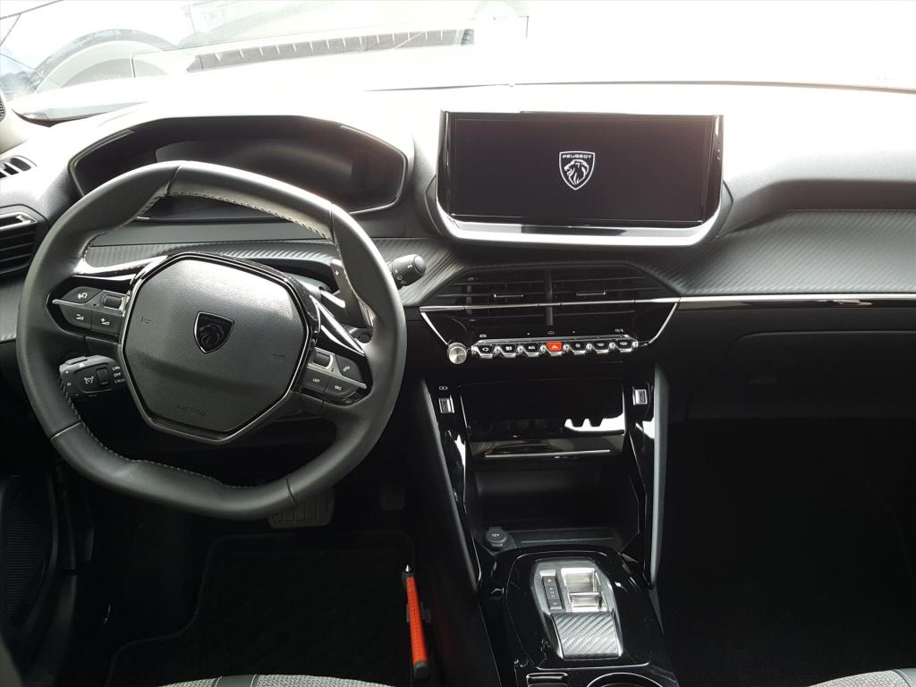 Peugeot 2008 1.2 130pk allure automaat eat8 apple carplay & android auto | 