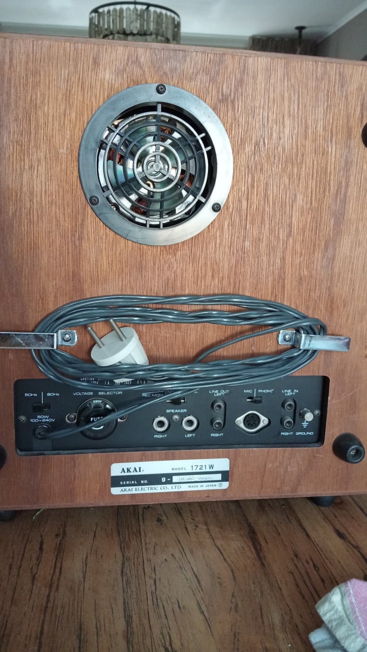 Akai bandrecorder