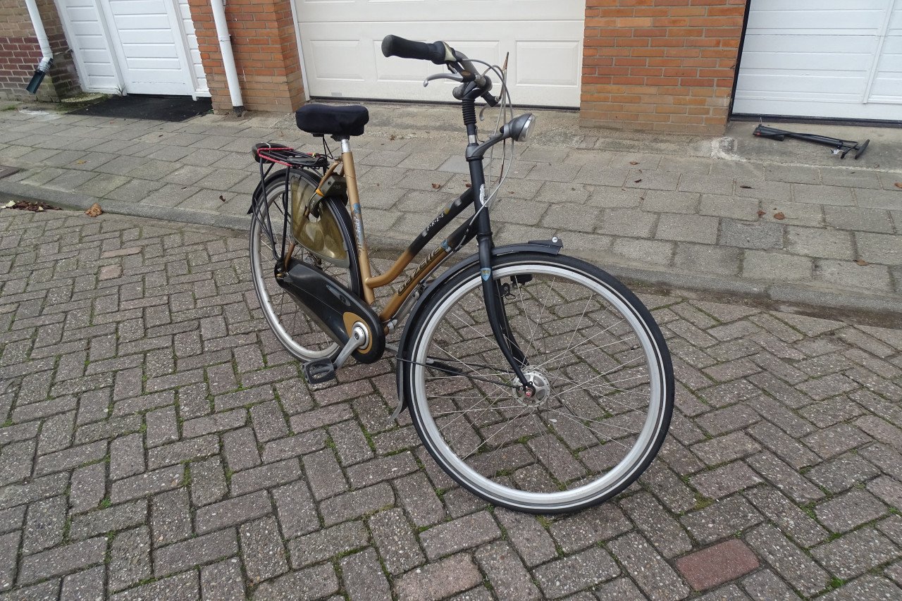 Praktisch nieuwe (Sport-)tandem te koop + Gazelle damesfiets