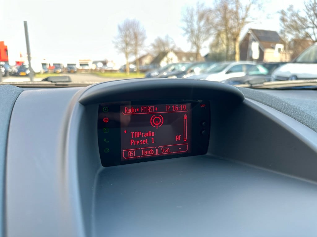 Ford Fiesta 1.25 trend // nieuwe distributie // grote beurt //