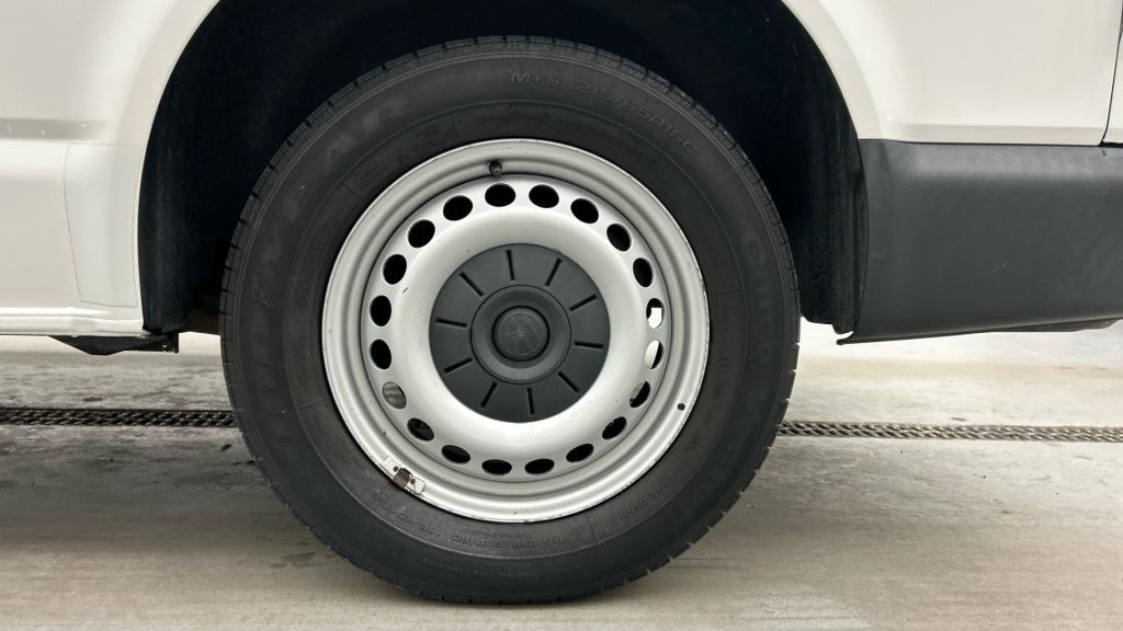 Volkswagen Transporter 2.0 tdi l2h1 ac i cr.control