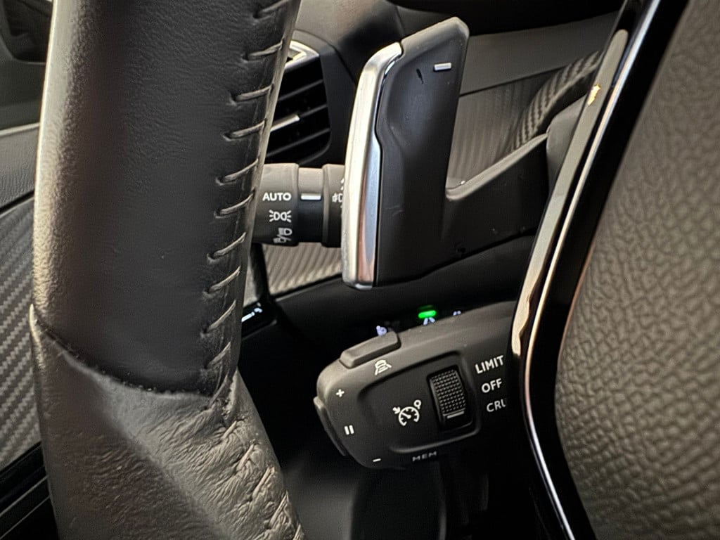 Peugeot 2008 1.2 puretech allure pack