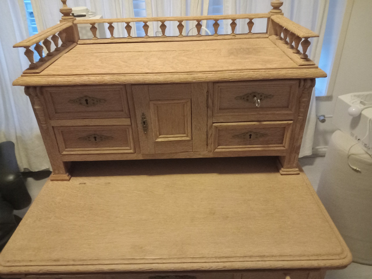 Schrijftafeltje/bureau