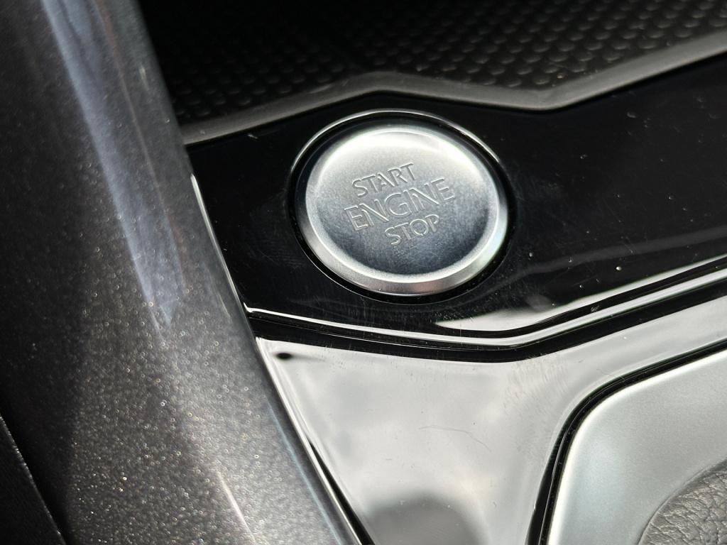 Volkswagen T-roc 1.5 tsi 150pk dsg style carplay | camera | keyless | elek.