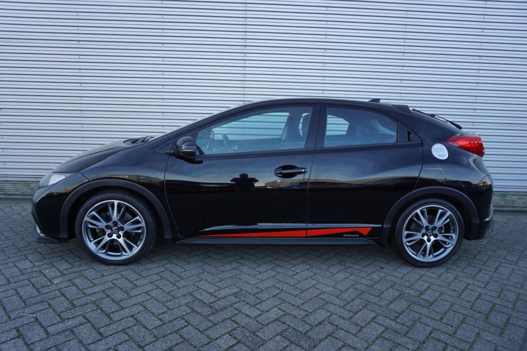 Honda Civic 1.8 sport navi / climate / trekhaak / led / lm velgen