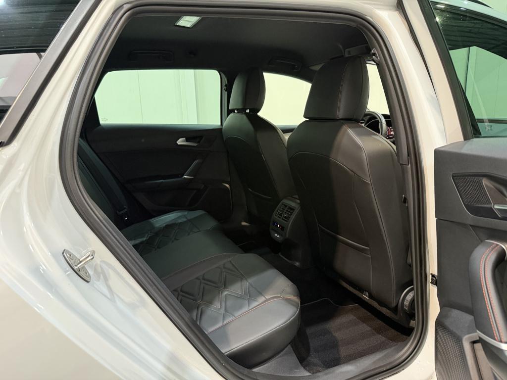 Seat Leon sportstourer 1.0 etsi 110pk dsg fr | leder | trekhaak | beats aud