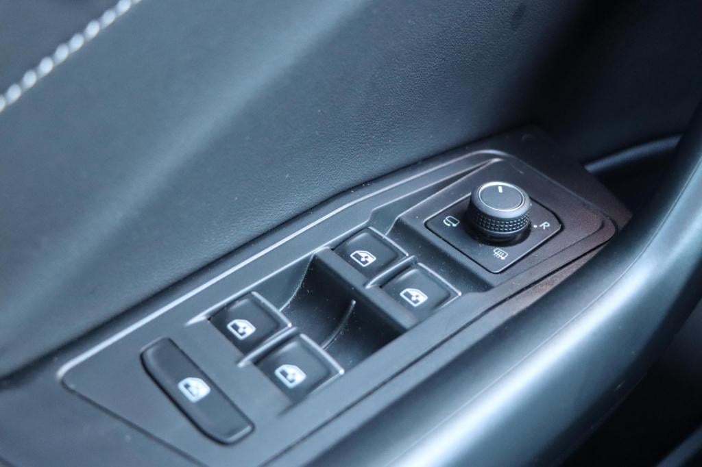 Volkswagen T-roc 1.5 tsi style 150pk dsg7