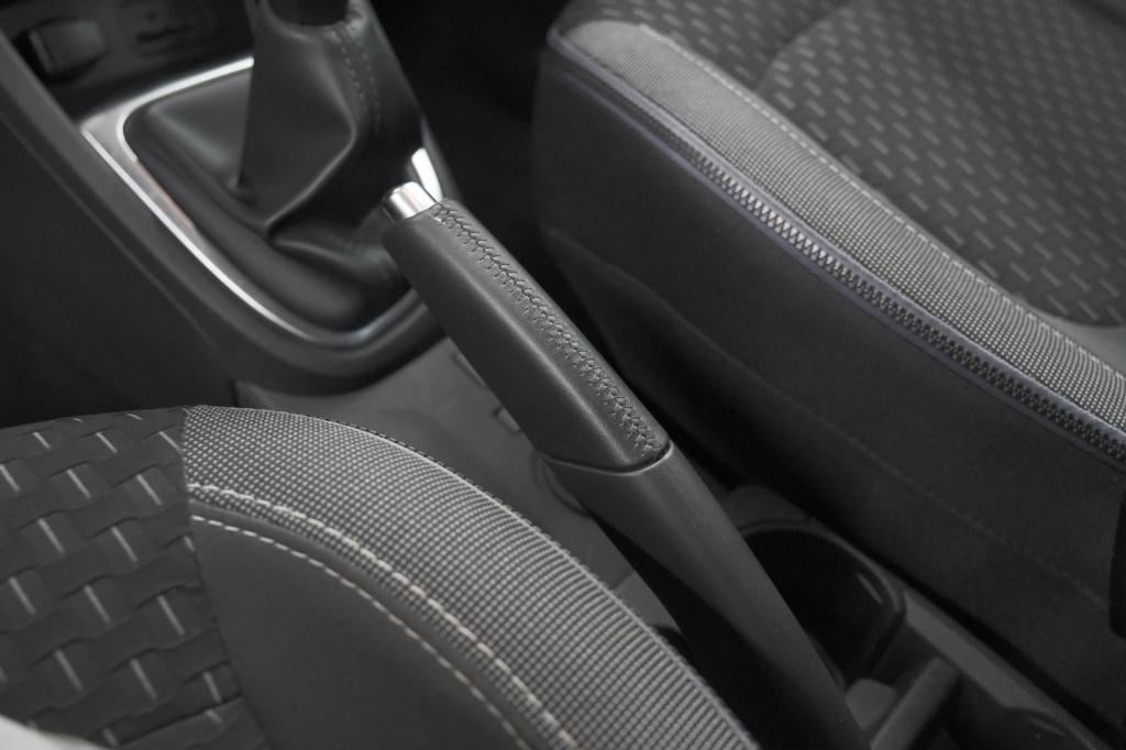 Renault Captur 90 tce intens | trekhaak |  camera | navigatie | parkeersens