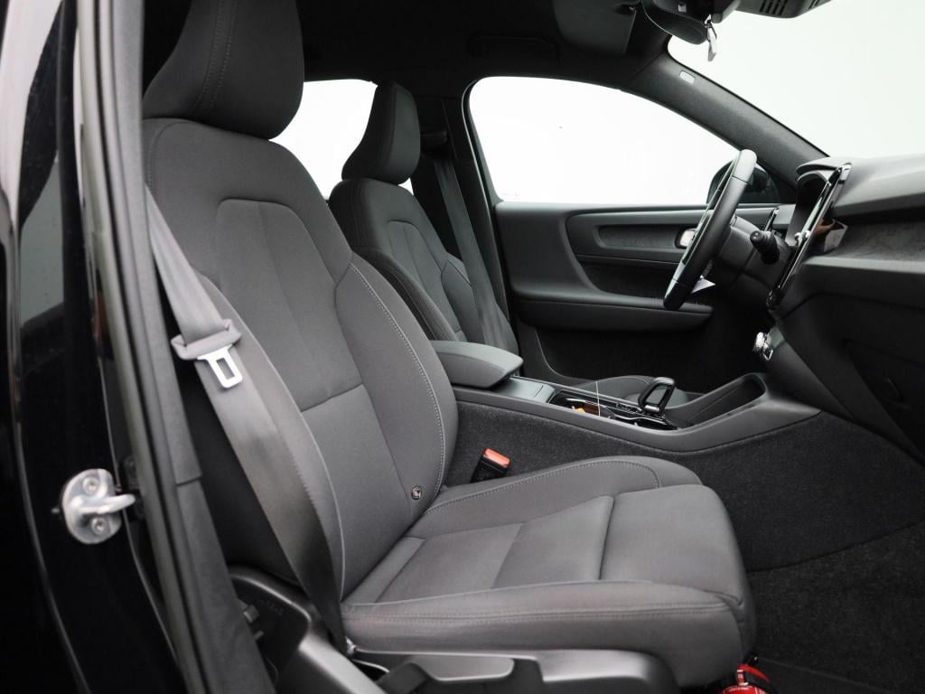 Volvo XC40 recharge core | google navigatie | apple carplay/ android auto |