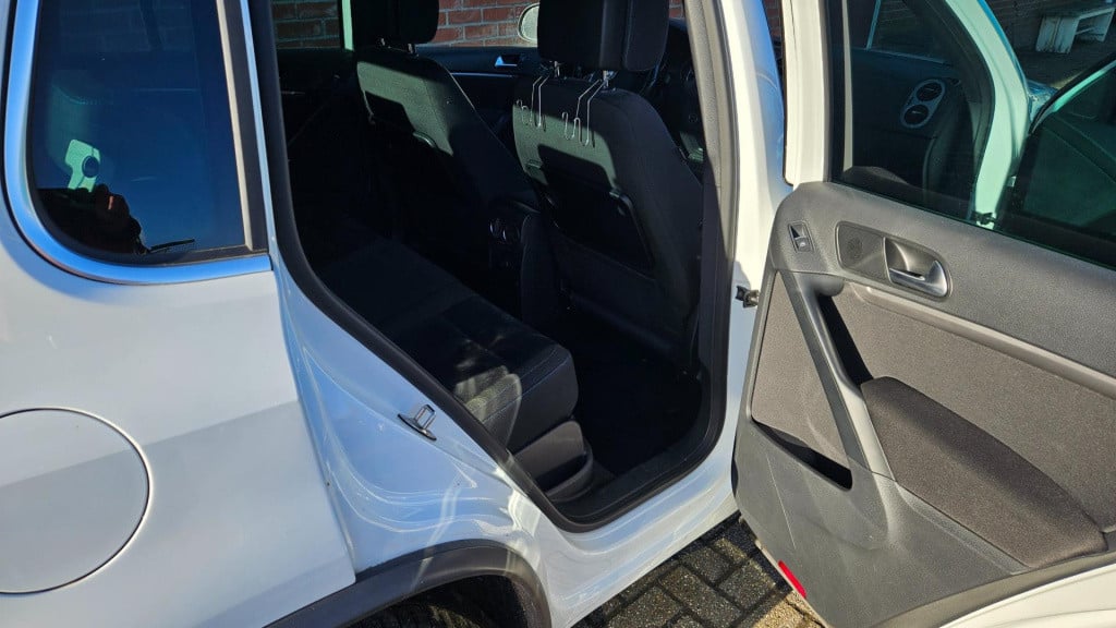 Volkswagen Tiguan 1.4 tsi r-line edition