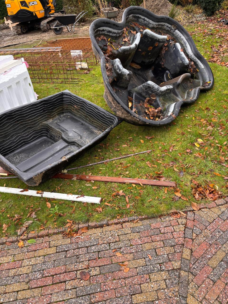 2x vijverbak gratis af te halen