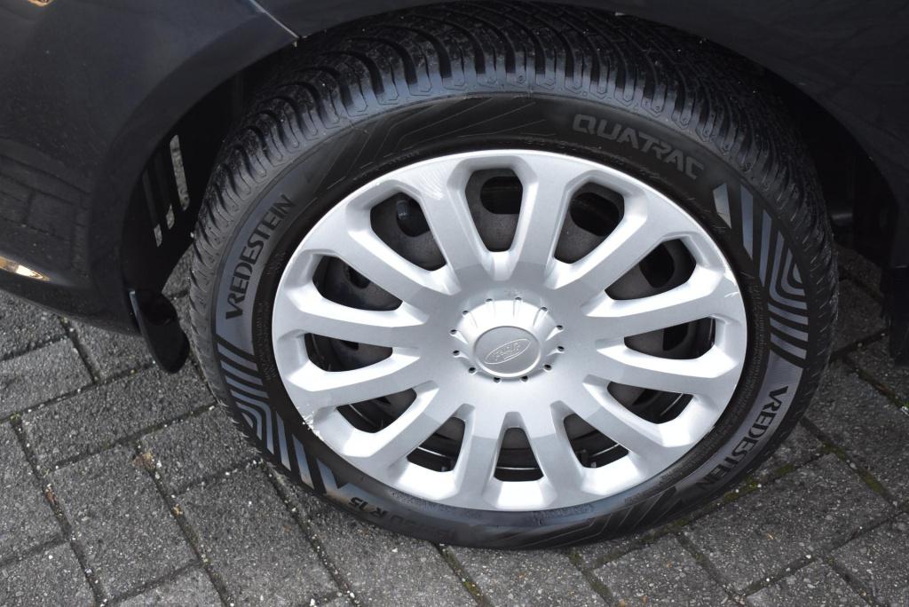 Ford Fiesta 1.0 style | incl. nieuwe distributieriem | airco | navigatie | 