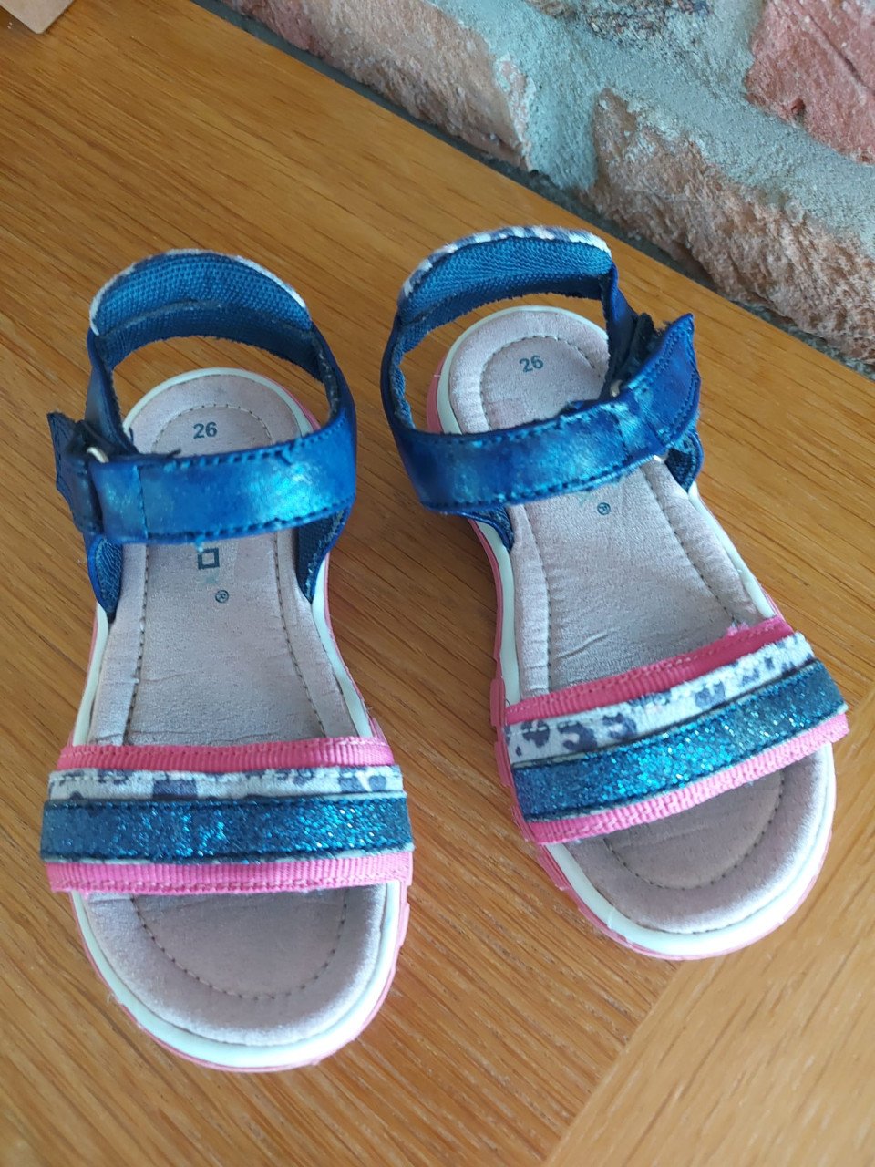 Z.g.a.n. blauw roze sandalen (maat 26)