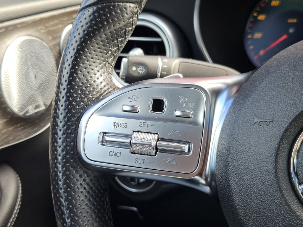 Mercedes-Benz C-Klasse coupé 300 premium plus pack | burmester | acc