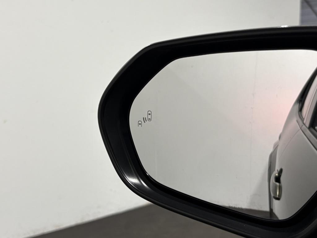 Toyota Yaris Cross 1.5 hybrid first edition | bsm | stoelverwarming | camer