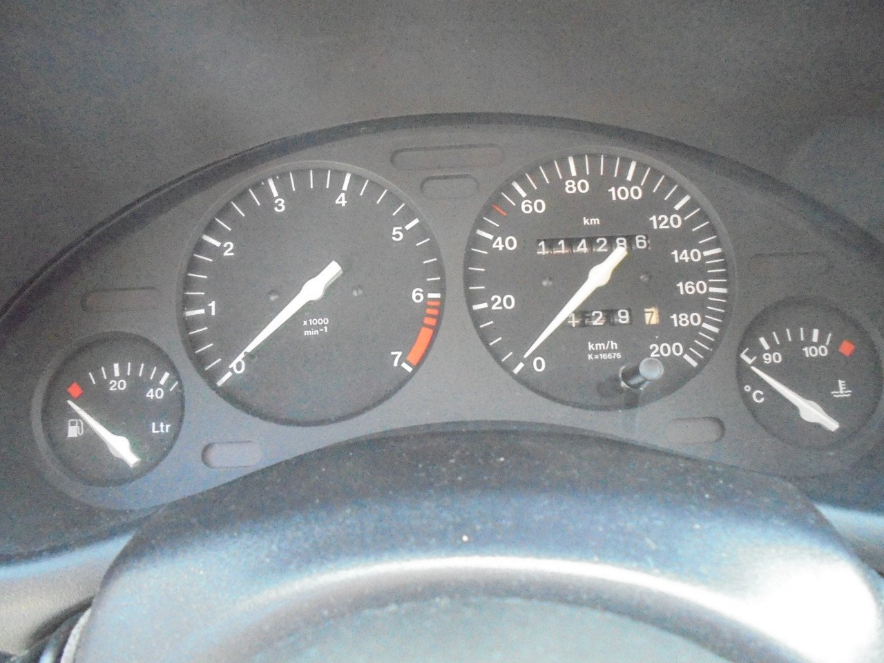 Corsa 1.4 Strada uit 1998 slechts 114.285 km met N.A.P Apk nieuw Juni 2026