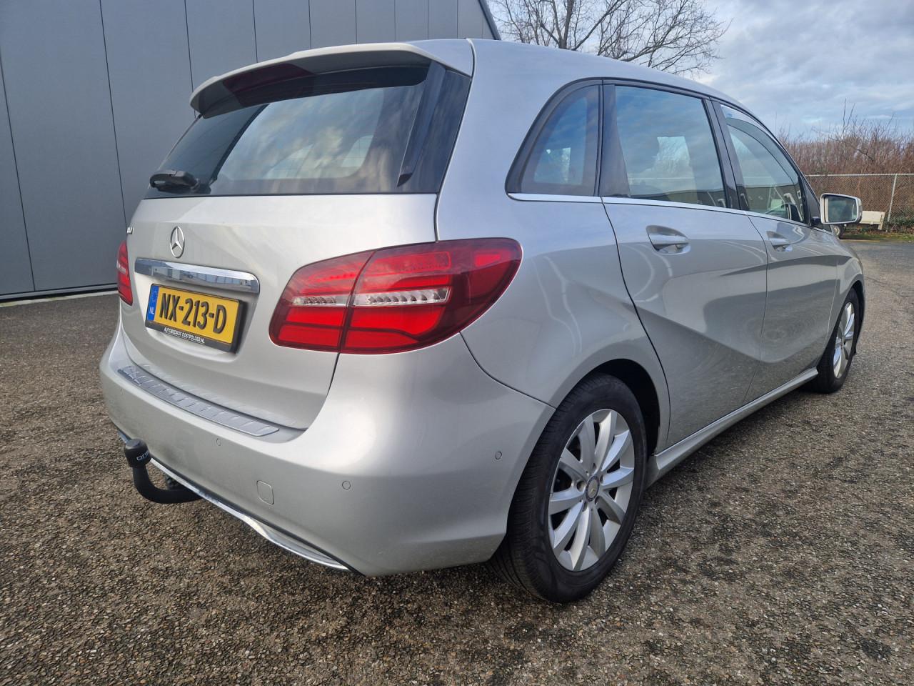 Mercedes-Benz B-klasse 180 Lease Edition Plus