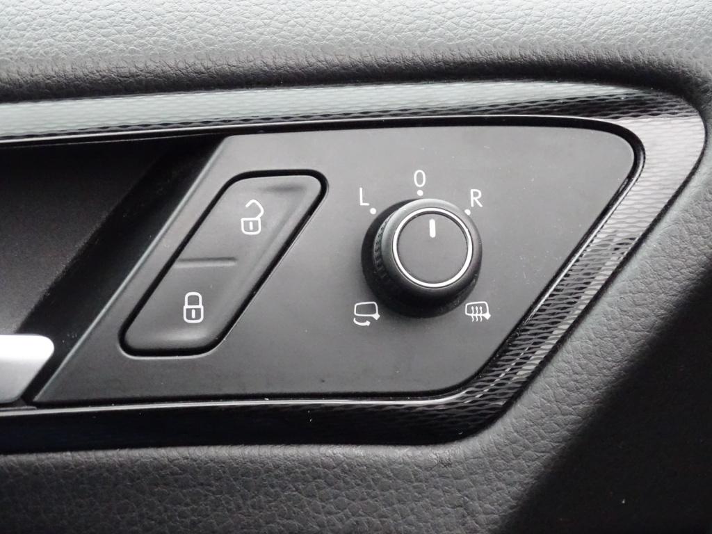 Volkswagen Golf 1.4 tsi gte | led | navi | bluetooth