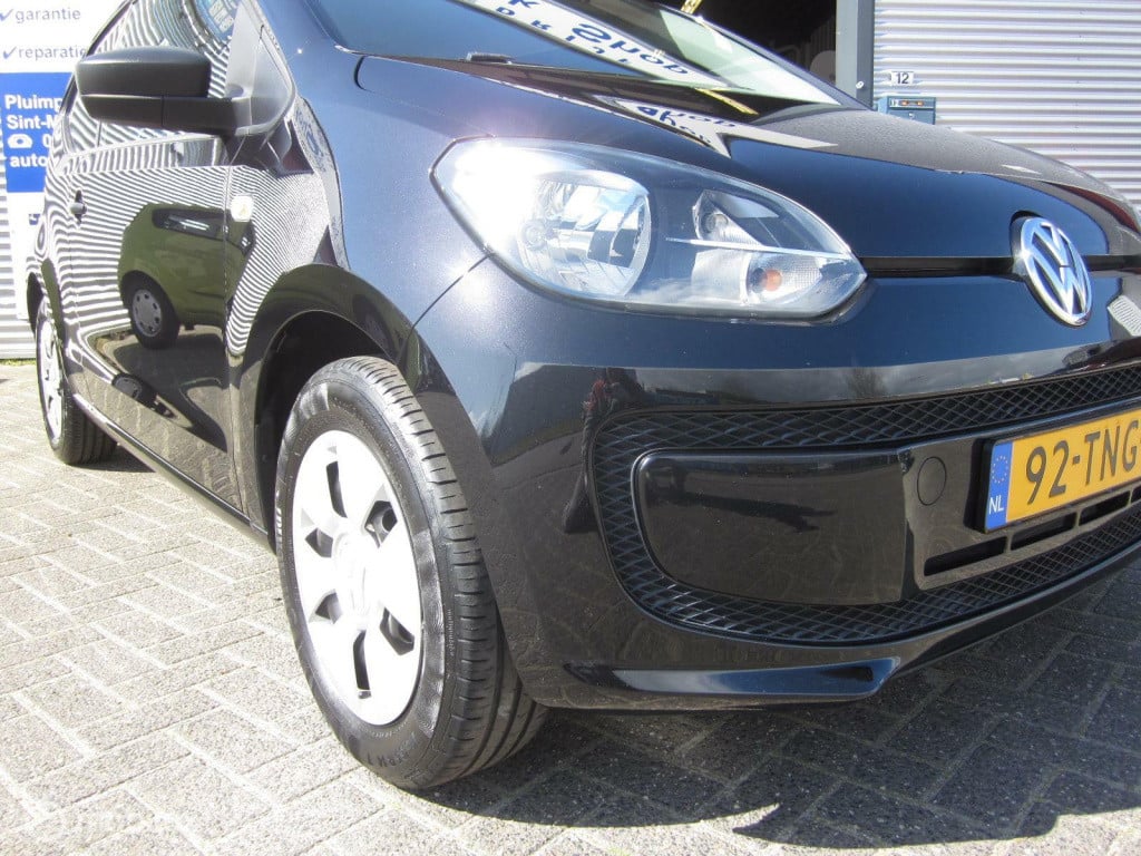 Volkswagen UP! 1.0 move up! airco/stuurbekr/nieuwe apk/nap/goedkoop rijden!