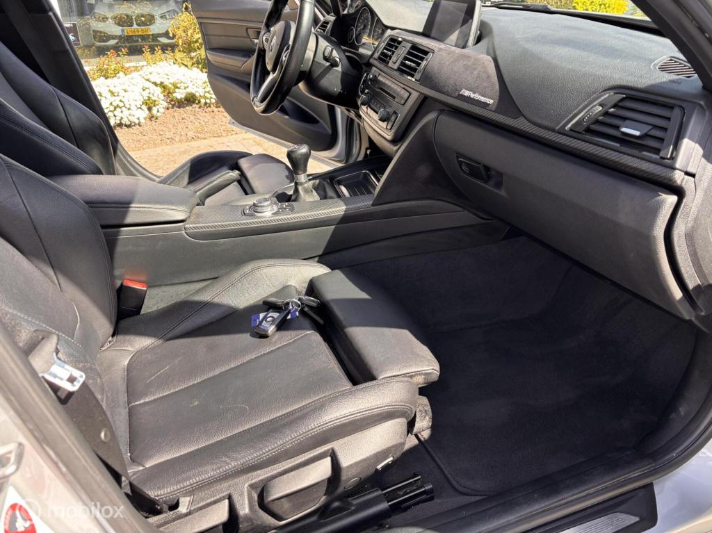 BMW 3-serie 320i m-pakket performance head up leer