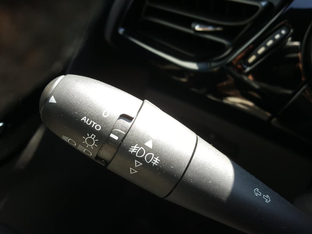 Citroen DS3 1.2 vti 82pk so chic navigatie | cruise & climate control | par