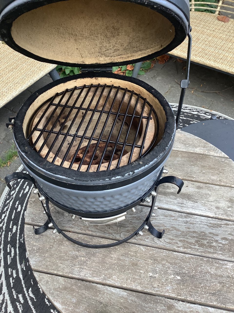 BBQ kamado