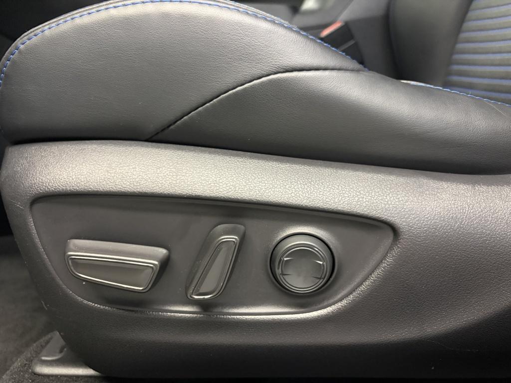 Toyota Rav4 2.5 hybrid awd bi-tone