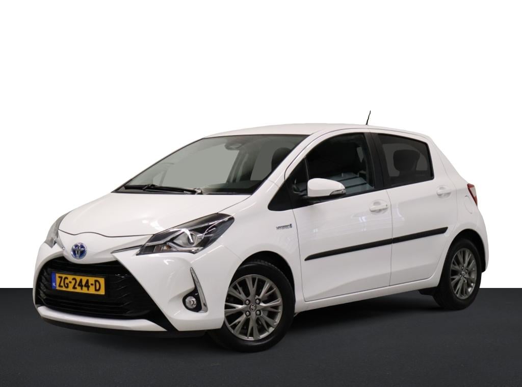 Toyota Yaris 1.5 hybrid dynamic| camera| cruise| climate