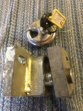 Disselslot met cillinderslot