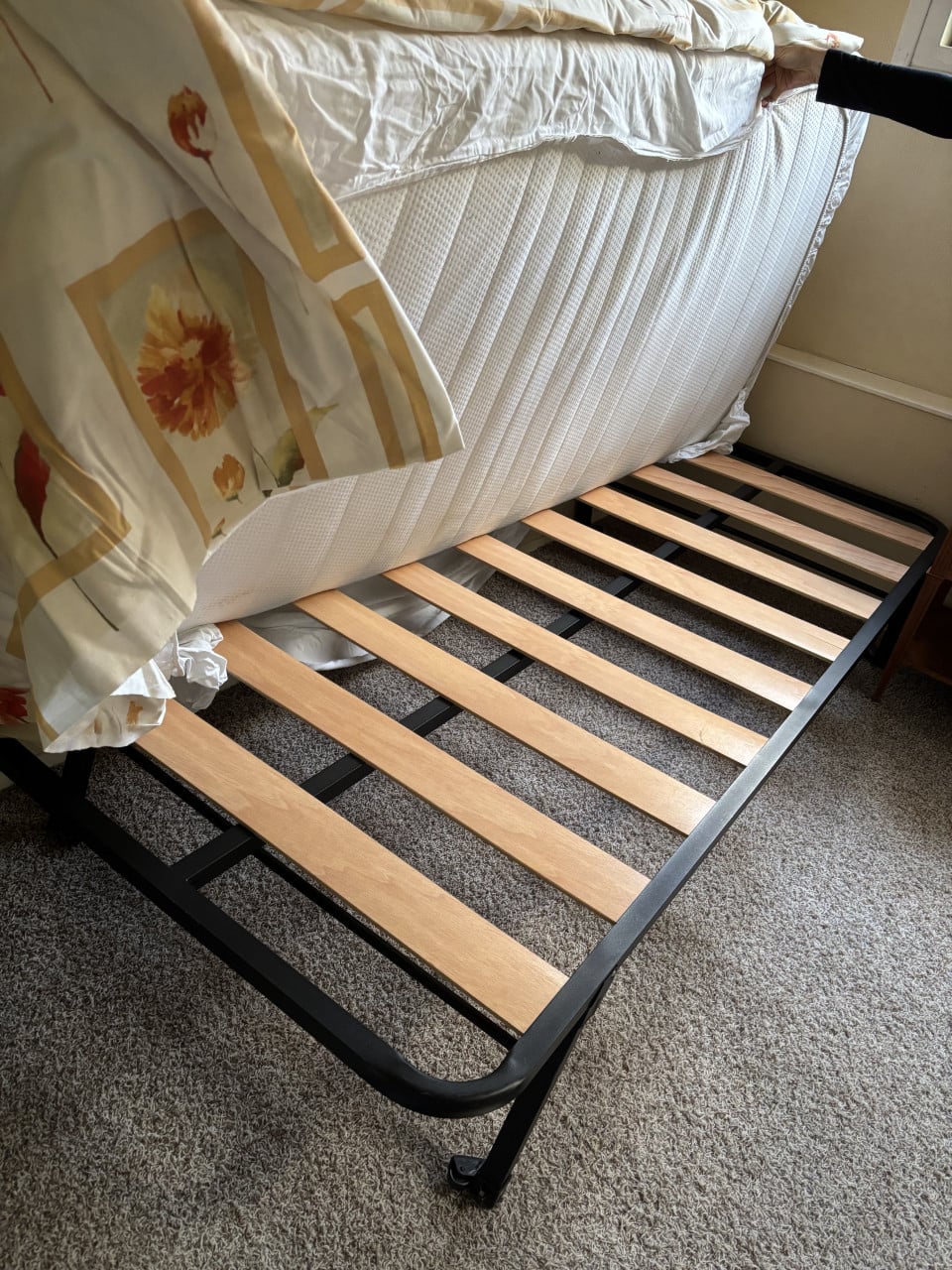 Eenpersoons opklapbed / logeerbed 90 x 200 cm