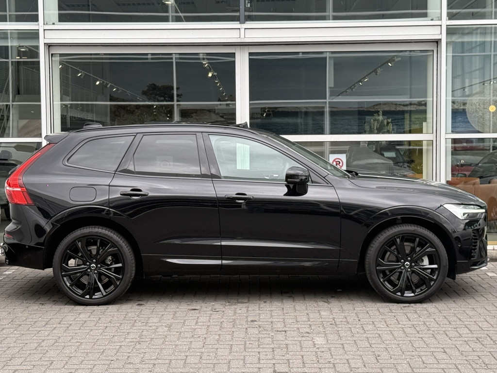 Volvo XC60 t8 455pk recharge black edition| panodak| trekhaak| adap.cruise|