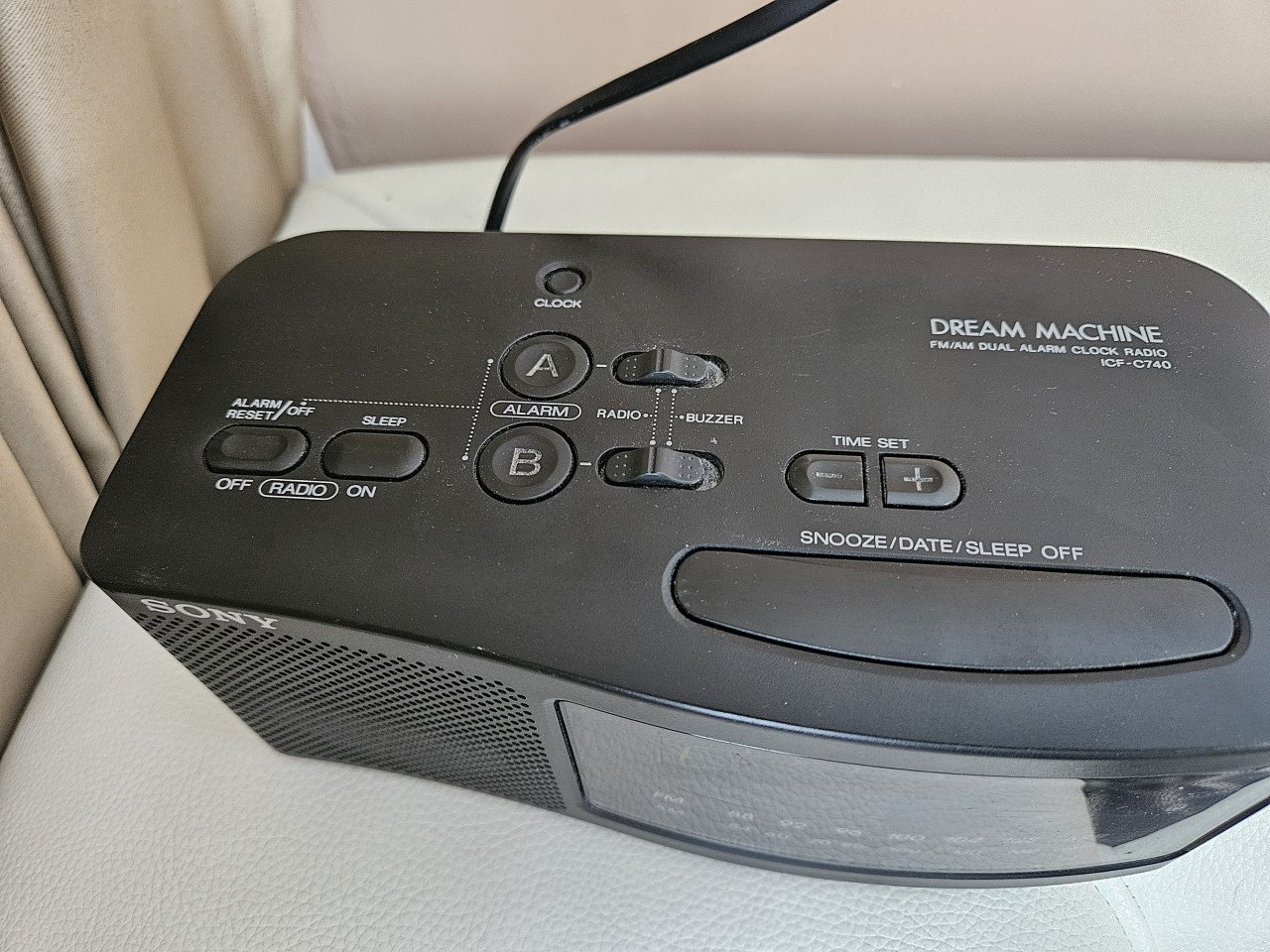 Sony Dream Machine ICF-C740 – Wekker met FM/AM radio (dual alarm)